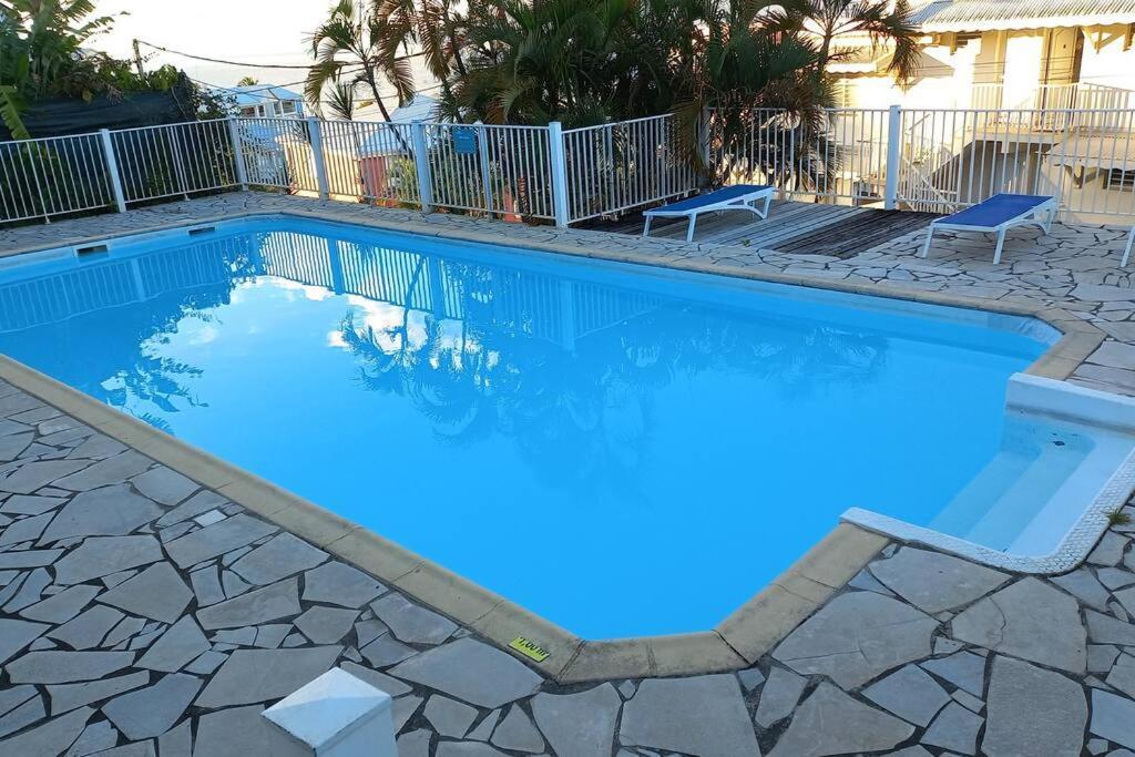 Appartement Avec Piscine Proche De La Mer Les Trois-Ilets Eksteriør bilde